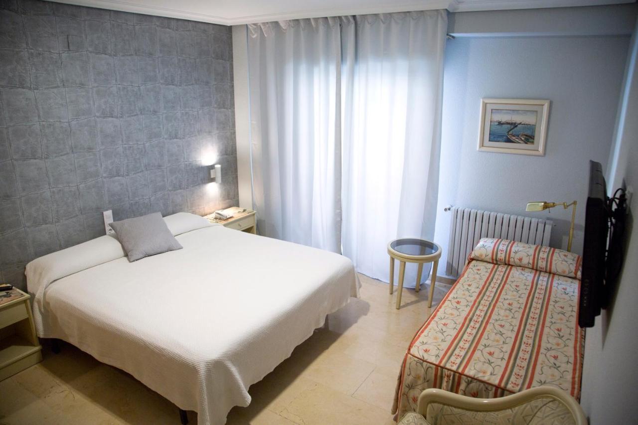 Hotel Reina Victoria Hellín Eksteriør bilde